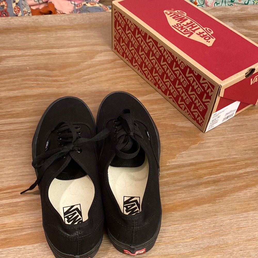 Black Vans 10.5 M /12 W NWOT